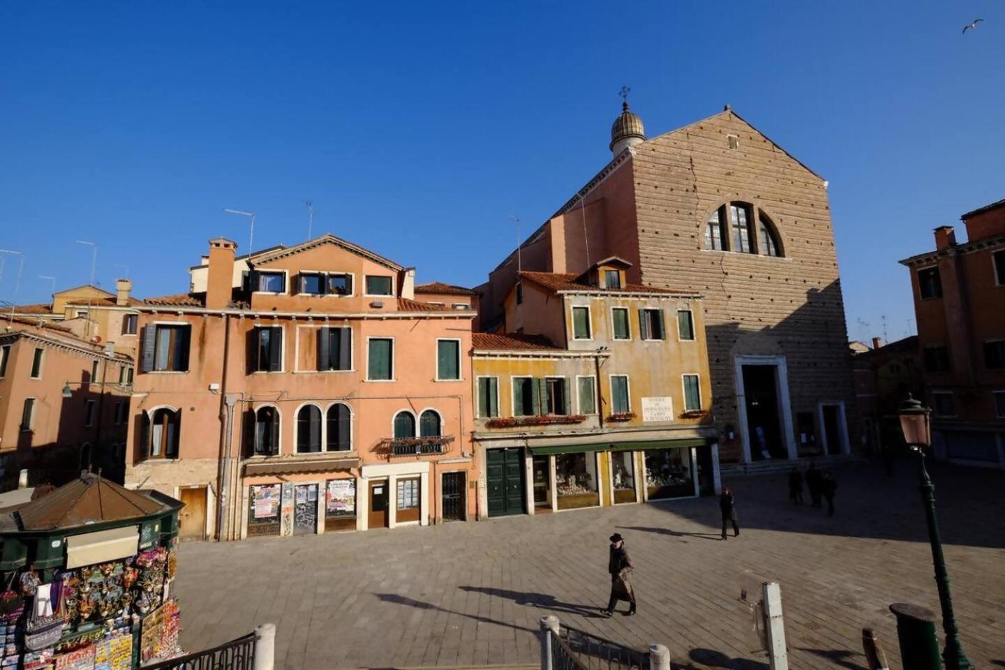 Rio Ca Foscari A San Pantalon Apartamento Veneza Exterior foto