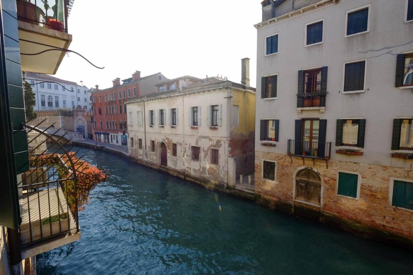 Rio Ca Foscari A San Pantalon Apartamento Veneza Exterior foto